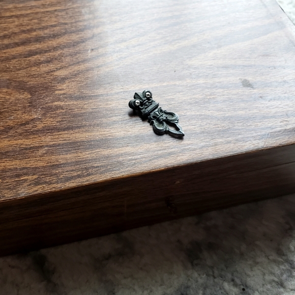 Vintage wooden jewlery box w| contents•Watches• - Picture 15 of 16